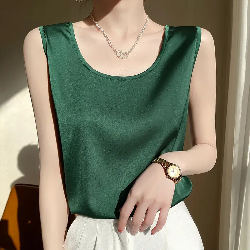 Women's Olive Green Sleeveless V-Neck Top - Image 15