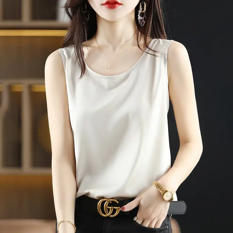 Women's Olive Green Sleeveless V-Neck Top - Image 11