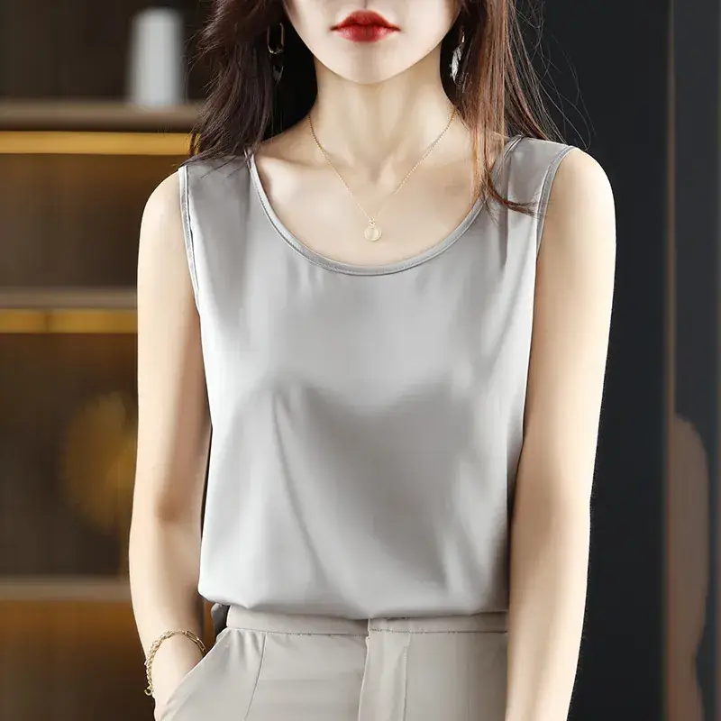 Women's Olive Green Sleeveless V-Neck Top - Image 12