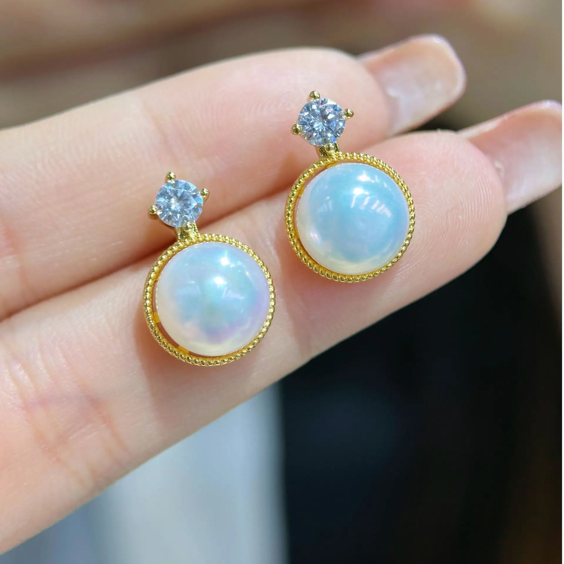 Xiaohongshu Hot Selling Pearl Stud Earrings Set - Image 8