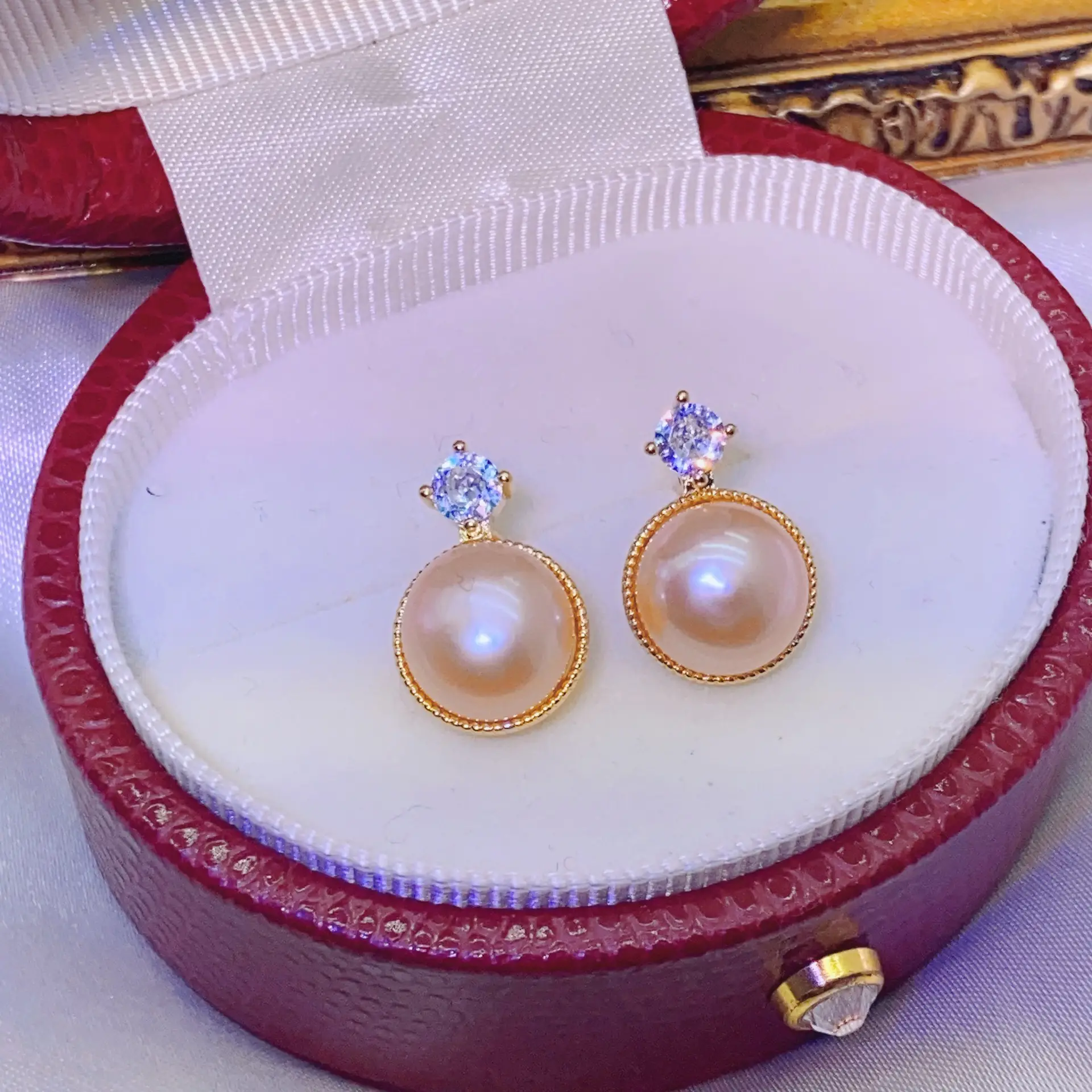 Xiaohongshu Hot Selling Pearl Stud Earrings Set - Image 2