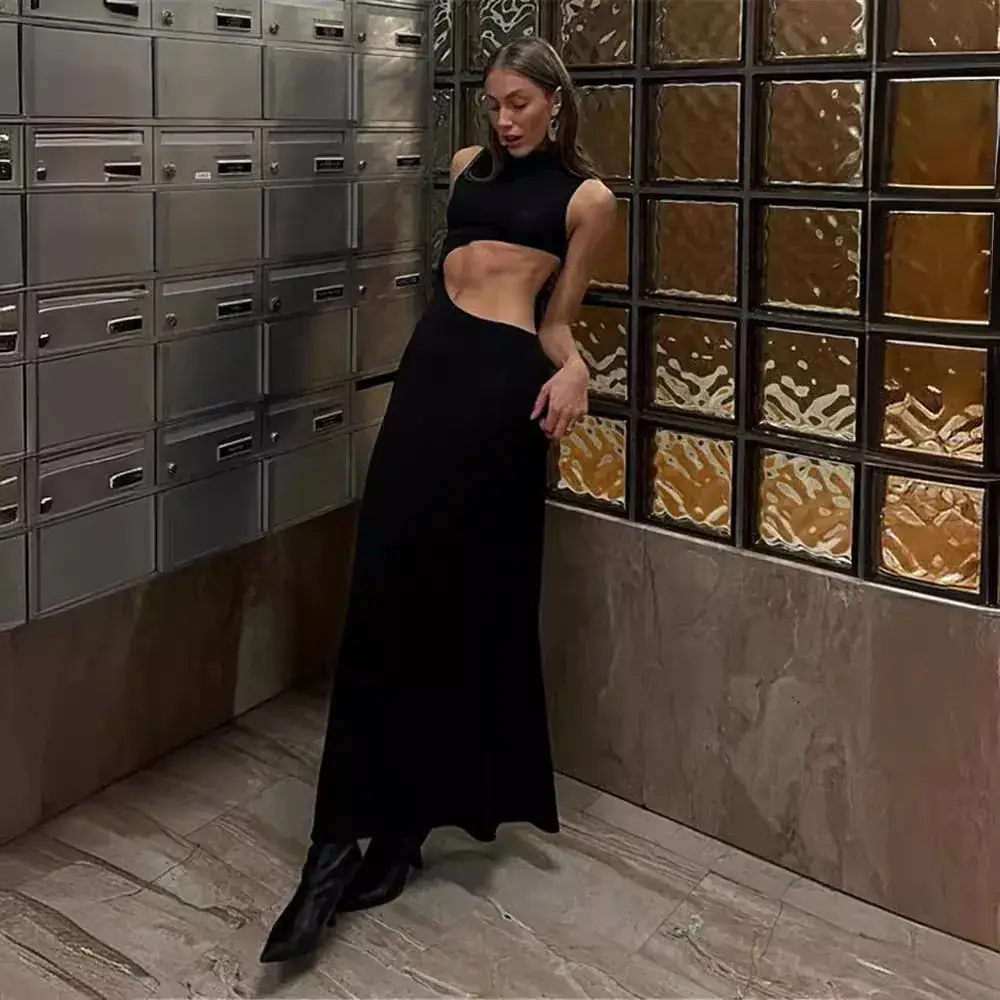 2023 Black Cutout Long Sleeve Dress for Women - Image 4