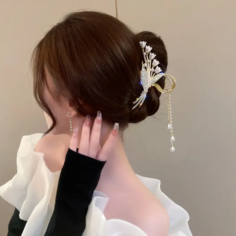 Antique Rice Flower Tassel Hairpin for Girls - Image 3