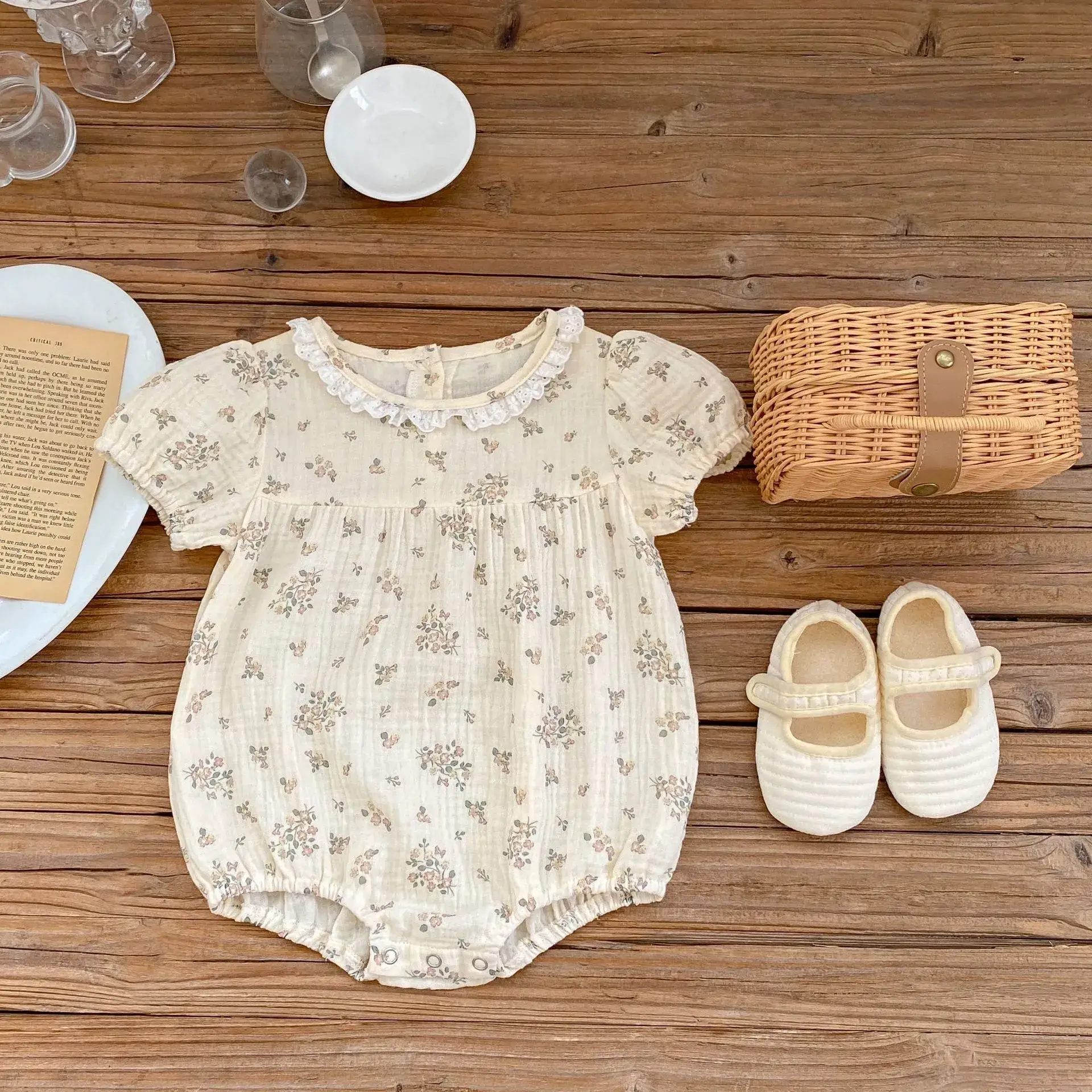 Cotton Floral Lace Baby One-Piece Romper Set — feature 7
