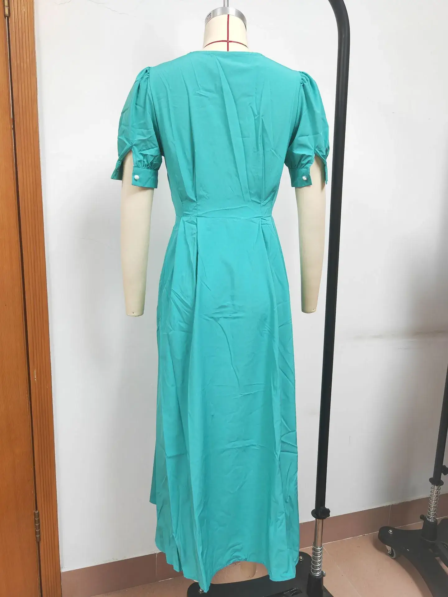 2024 Summer Turquoise Button Midi Dress with High Waist — feature 8