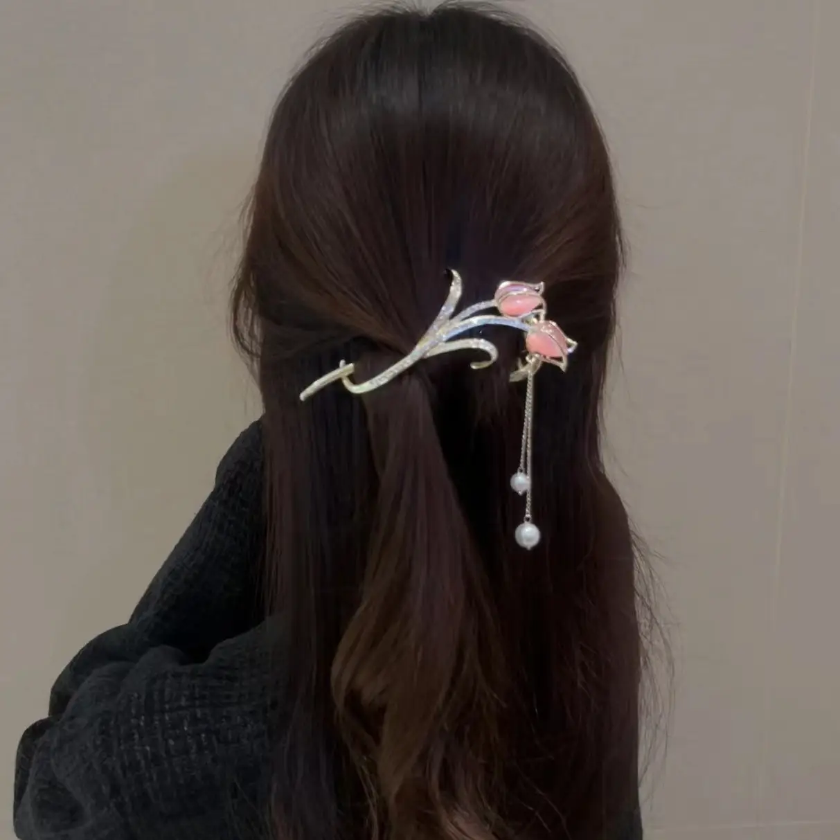 Tulip Crystal Tassel Hairpin for Women - Image 5