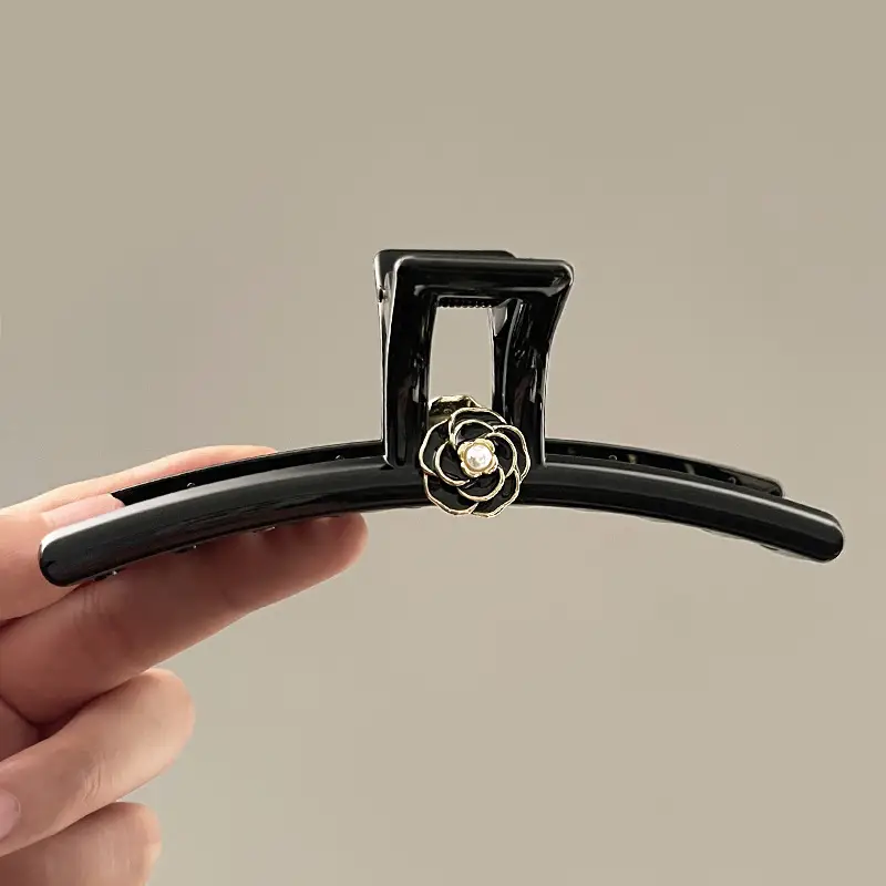 Star Camellia High-end Hair Clip Black Large — feature 7