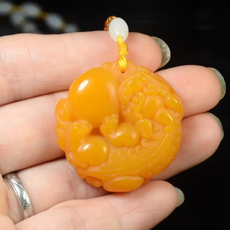 Huanglong Jade Pixiu Pendant Yellow Double Sided - Image 3