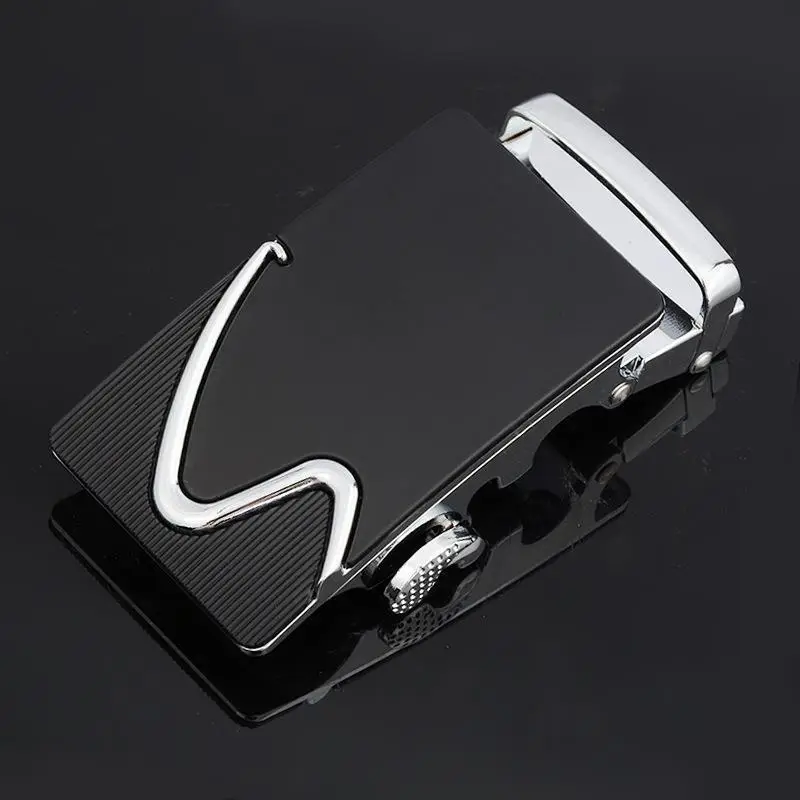 Men's Black Leather Belt with Gold Buckle - Image 5