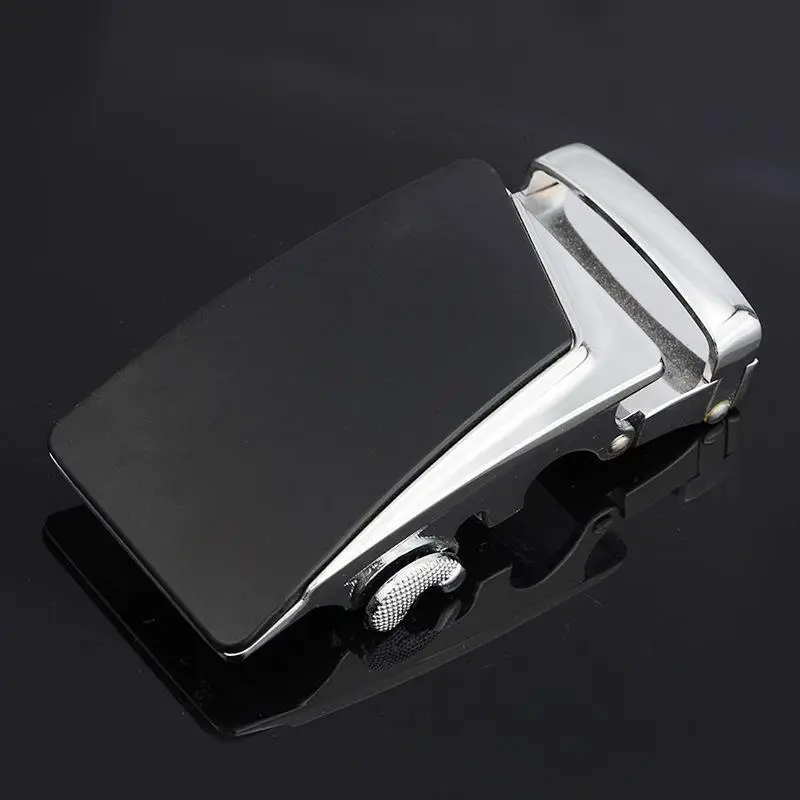 Men's Black Leather Belt with Gold Buckle - Image 7