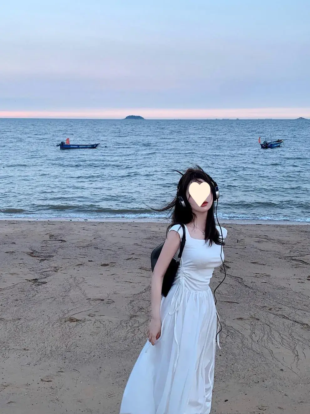 商品详情图_辣妹背心连衣裙女装夏季2023新款收腰拼接方领裙