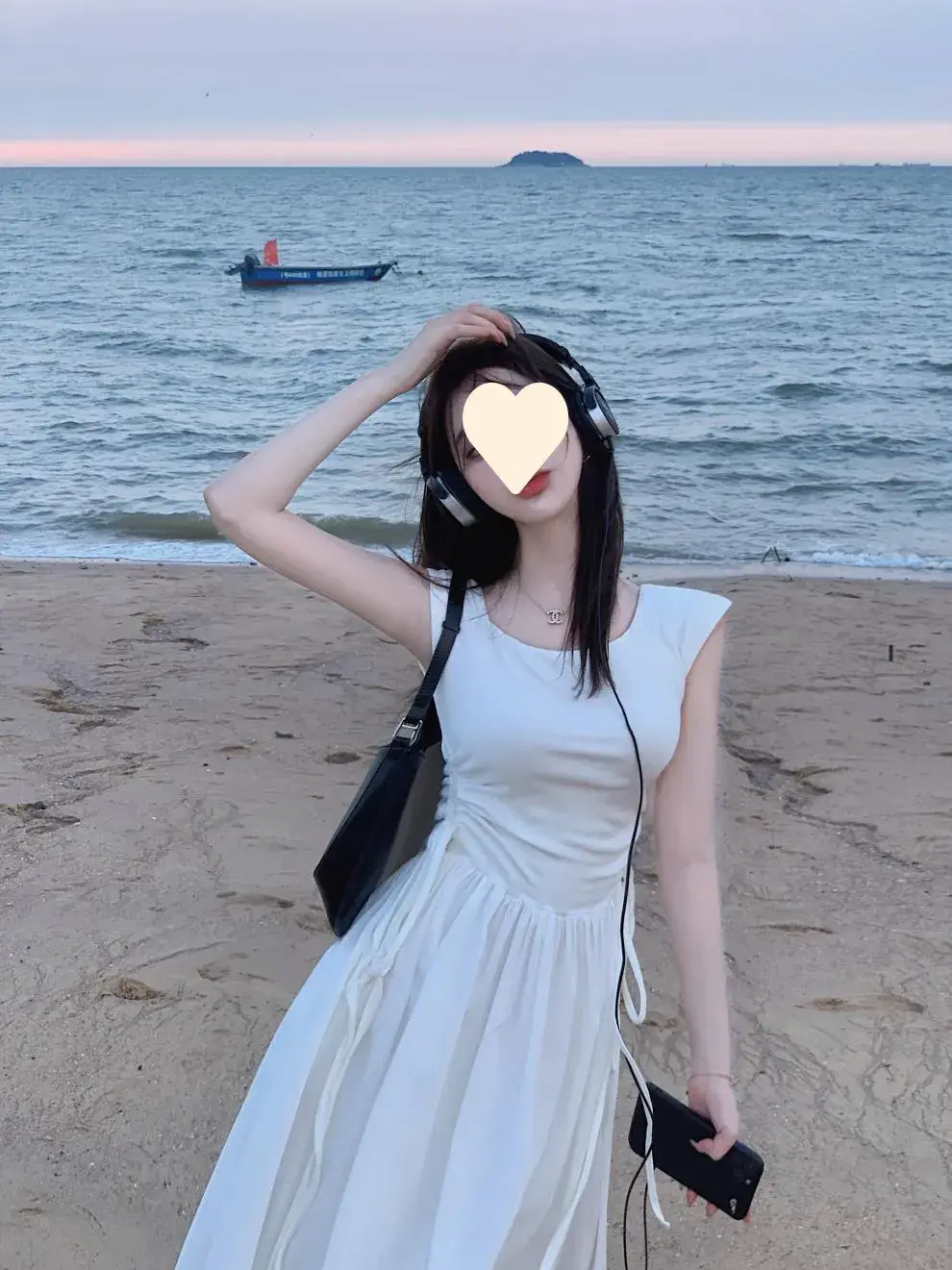 商品详情图_辣妹背心连衣裙女装夏季2023新款收腰拼接方领裙