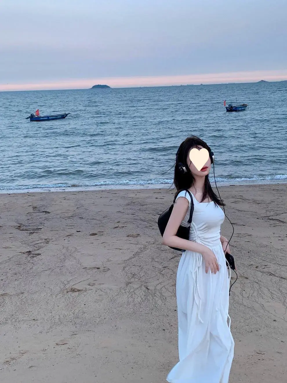 商品详情图_辣妹背心连衣裙女装夏季2023新款收腰拼接方领裙