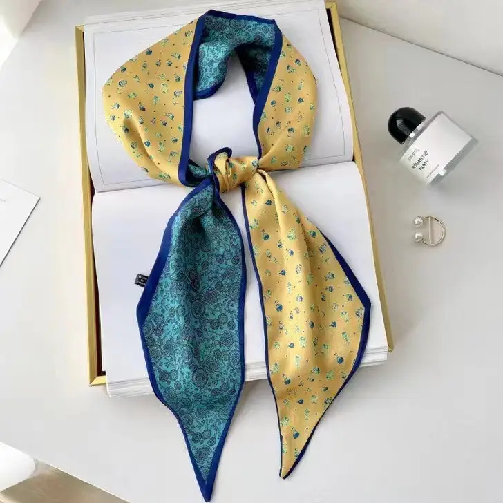 Imitation Silk Scarf Large Angle Floral Pattern - Image 10