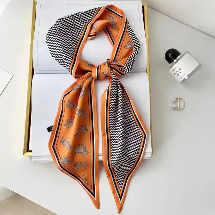 Imitation Silk Scarf Large Angle Floral Pattern - Image 12