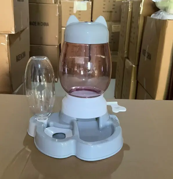 Cat Automatic Feeder Cat No Wet Mouth Automatic Drinker Dog Puzzle Press Type Large Capacity Feeder