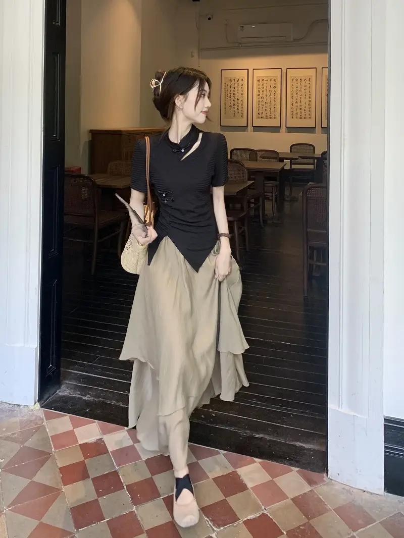 Women New Chinoiserie Jacquard T-Shirt Black Summer 2025 — feature 14