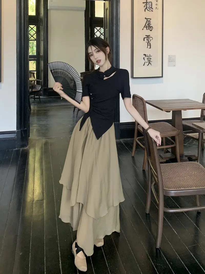 Women New Chinoiserie Jacquard T-Shirt Black Summer 2025 — feature 7