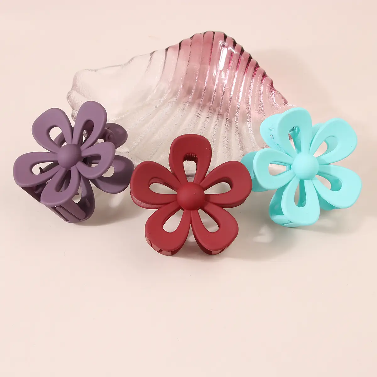 Hollow Flower Hair Clip White Acrylic Women's Back Clip — feature 17