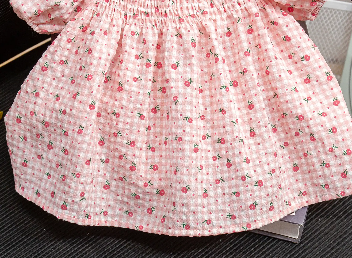 Girls Floral Puff Sleeve Shirt White Blue Green — feature 6