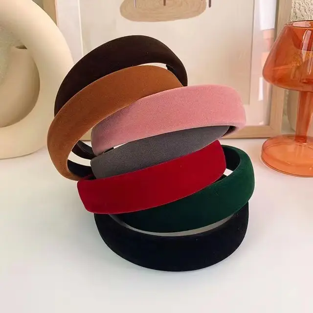 Black Velvet Wide Brim Hairband for Women — feature 1