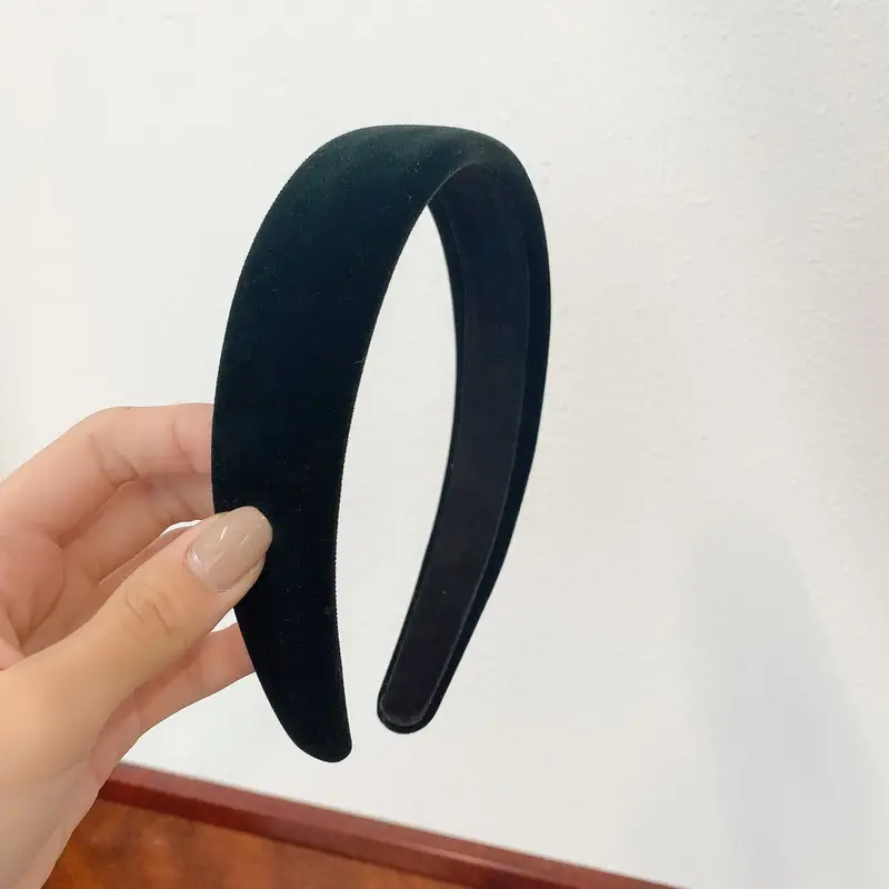 Black Velvet Wide Brim Hairband for Women - Image 2