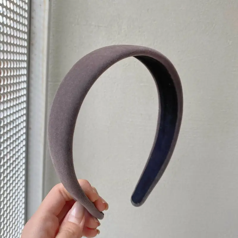 Black Velvet Wide Brim Hairband for Women - Image 7
