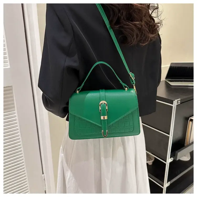 Retro Croc Leather Shoulder Bag Black Women 2026 — feature 16