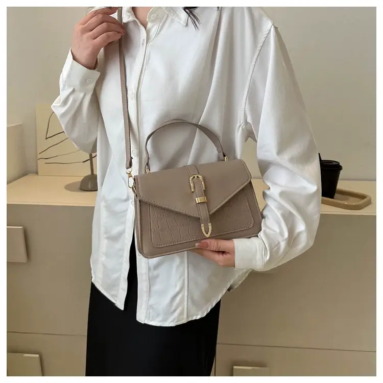 Retro Croc Leather Shoulder Bag Black Women 2026 — feature 28