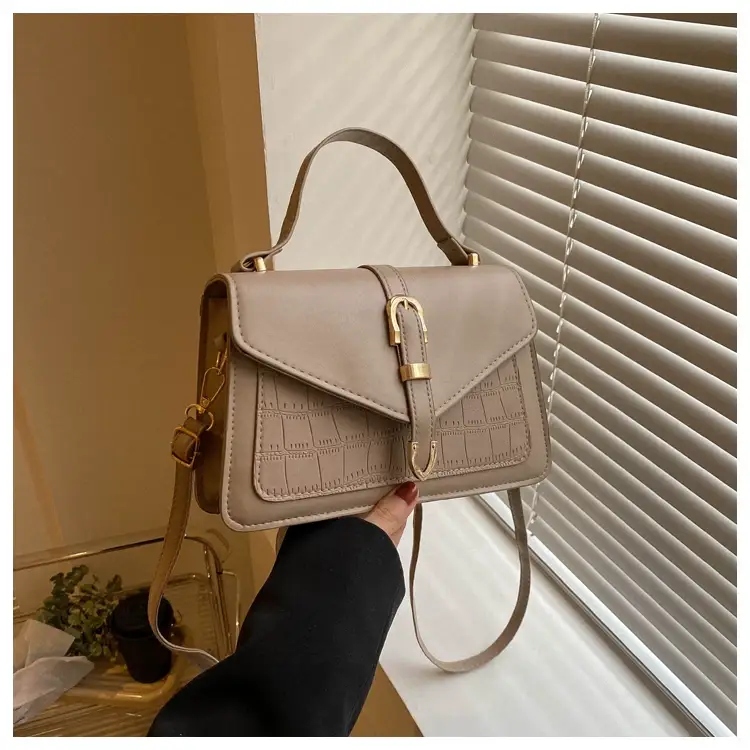 Retro Croc Leather Shoulder Bag Black Women 2026 — feature 32