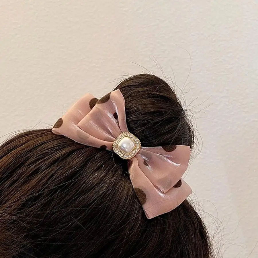 Pink Bowknot Hair Clip with Pearl Centerpiece