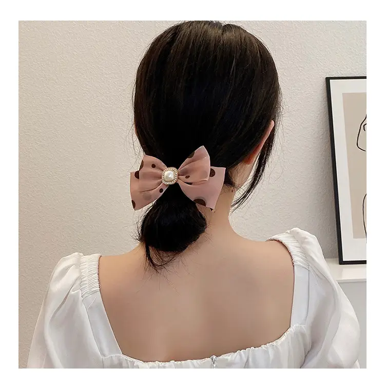 Pink Bowknot Hair Clip with Pearl Centerpiece — feature 38