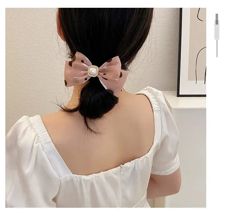 Pink Bowknot Hair Clip with Pearl Centerpiece — feature 39