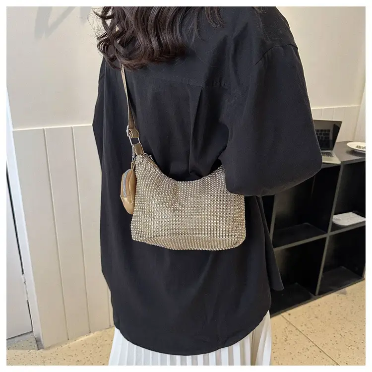 Black Sparkly Shoulder Bag for Women 2023 Spring Summer — feature 10