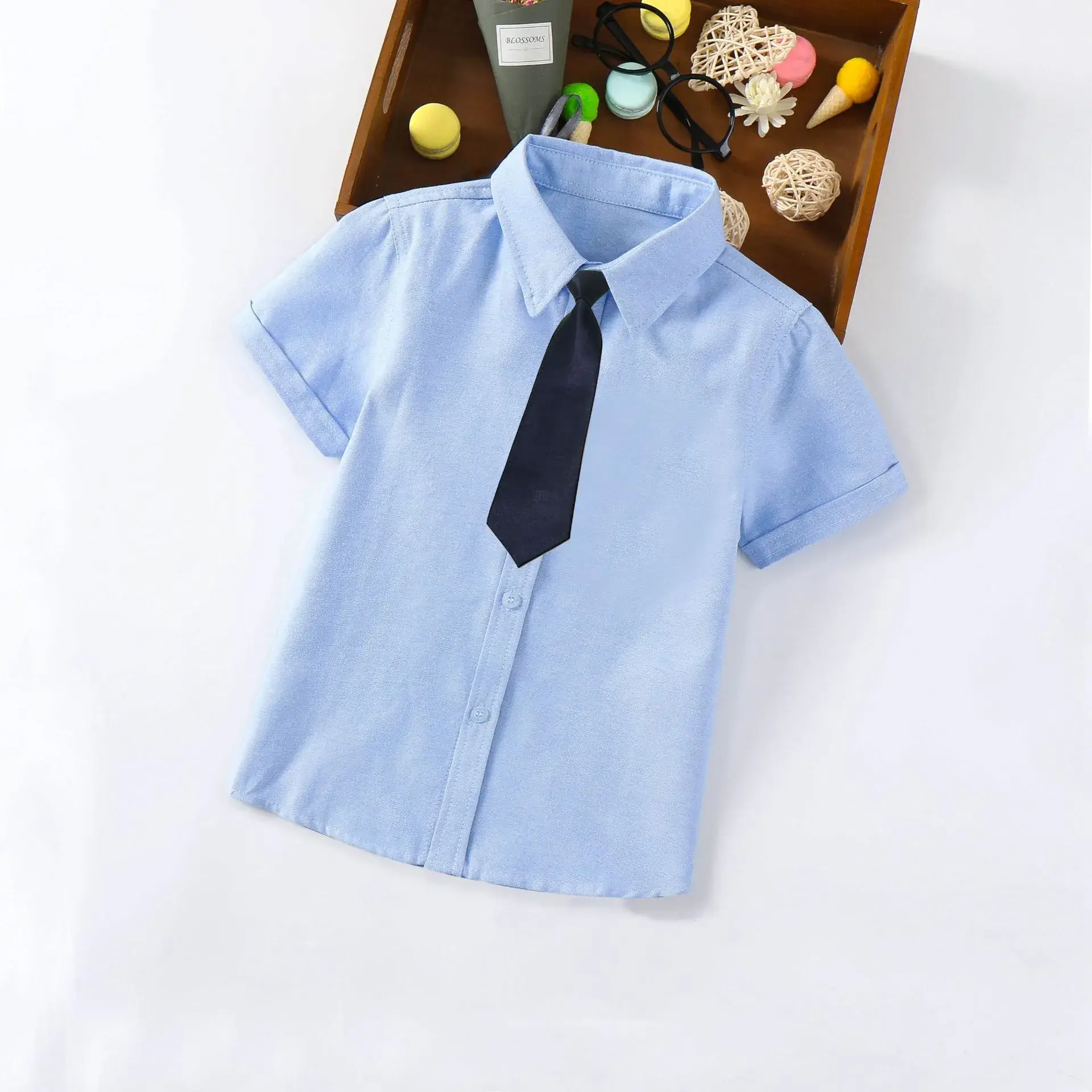 Children's Blue Short Sleeve Shirt Small Medium with Bow Tie - Image 4