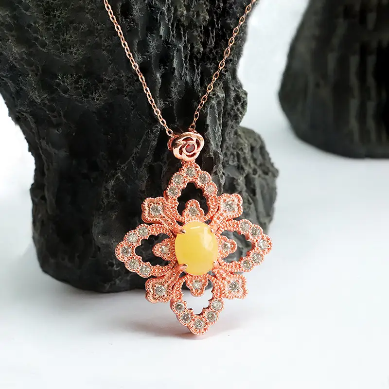 Rose Gold Yellow Amber Four Leaf Flower Necklace — feature 12