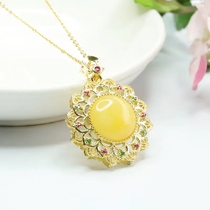 Guan Yu Yellow Honey Amber Sunflower Necklace - Image 5