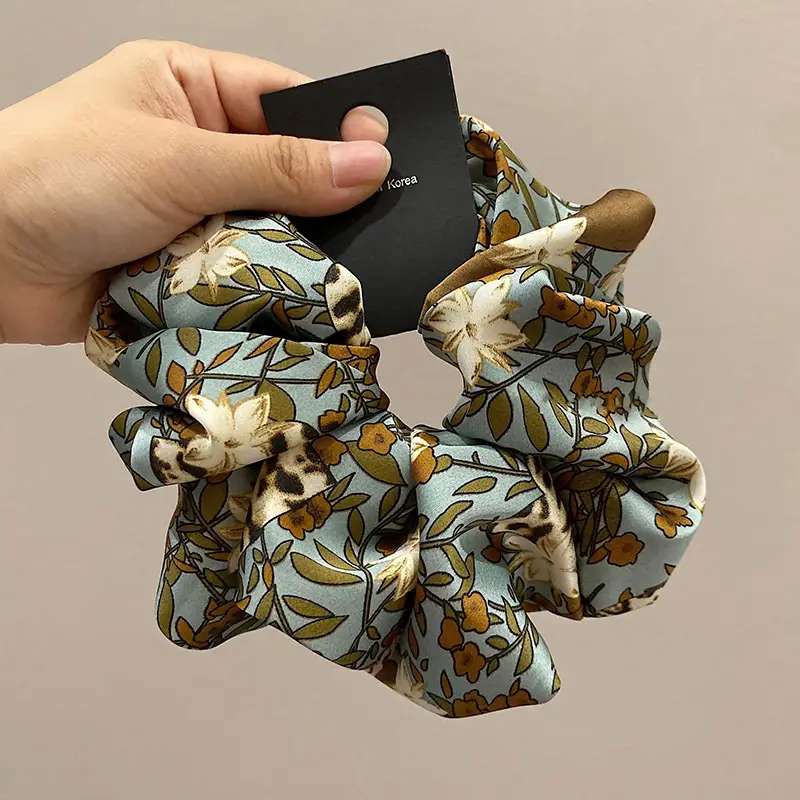 Grey Pink Printed Satin Hair Ring with Elegant Floral Pattern — feature 22