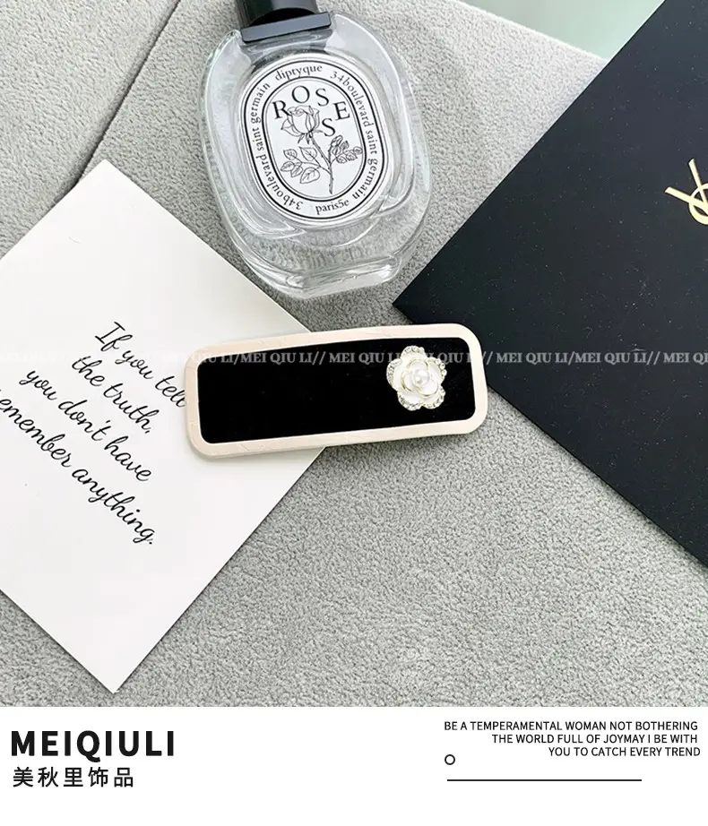 French Classic Black & White Fragrant Camellia Hairpin Clip for Women — feature 7