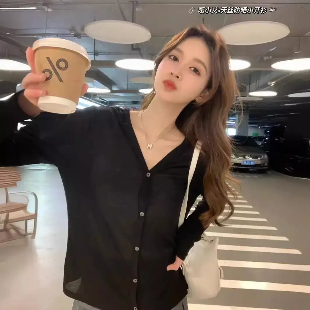 Japanese New Arrival Black Tencel V-Neck Sling Top Women - Image 16