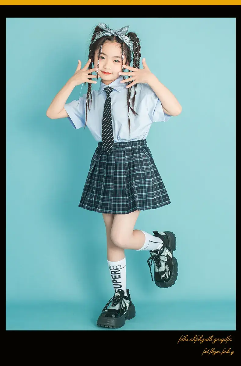 Children's Checkered Shorts Cheerleader Outfit — feature 5