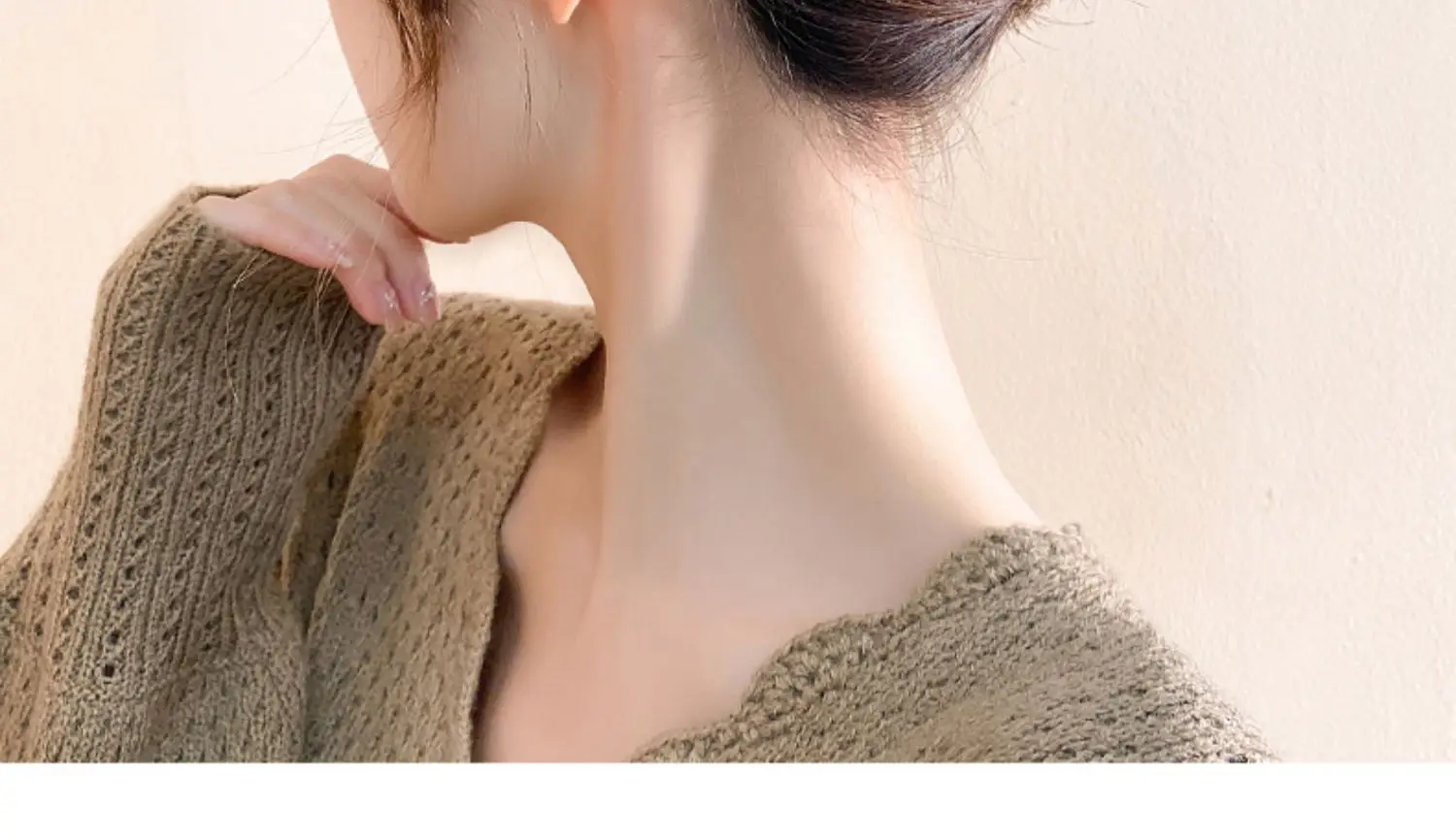 Large Elegant Hair Clip for Women Black — feature 4