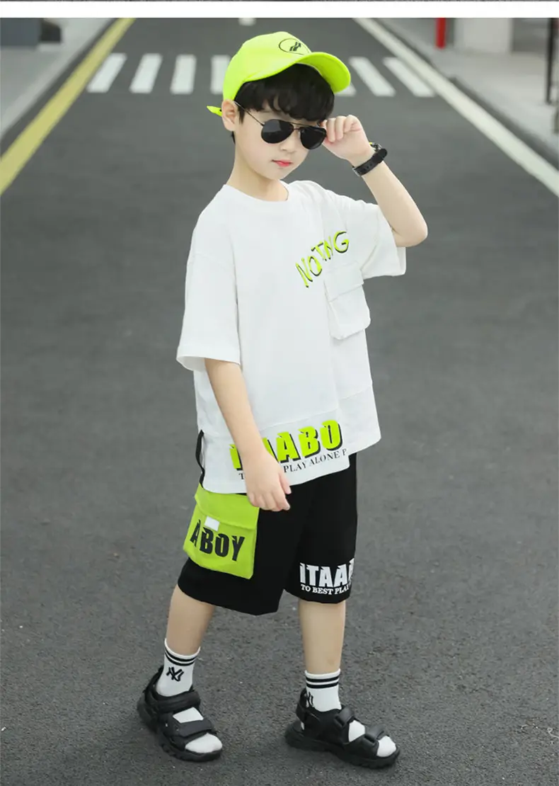 Summer Thin Boy's Neon Short Sleeve T-Shirt & Black Half Shorts Set — feature 12
