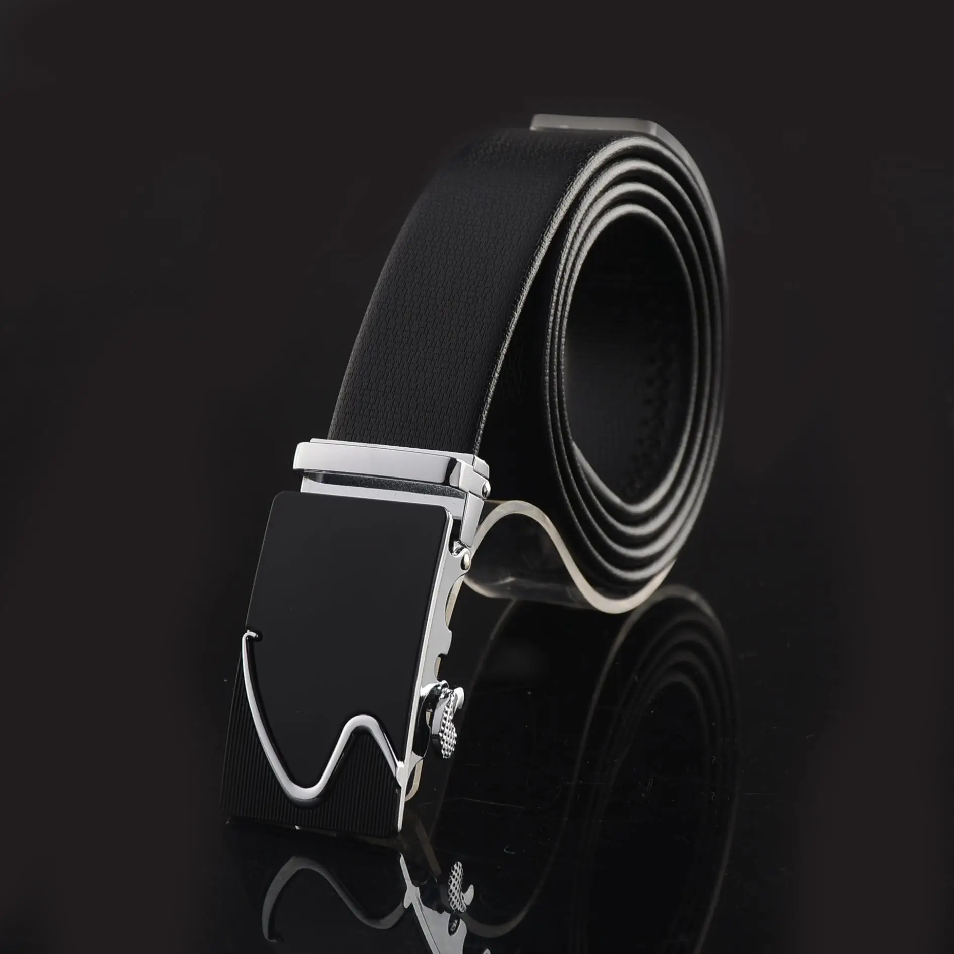 Men's Black Leather Belt with Rose Gold Buckle - Image 4