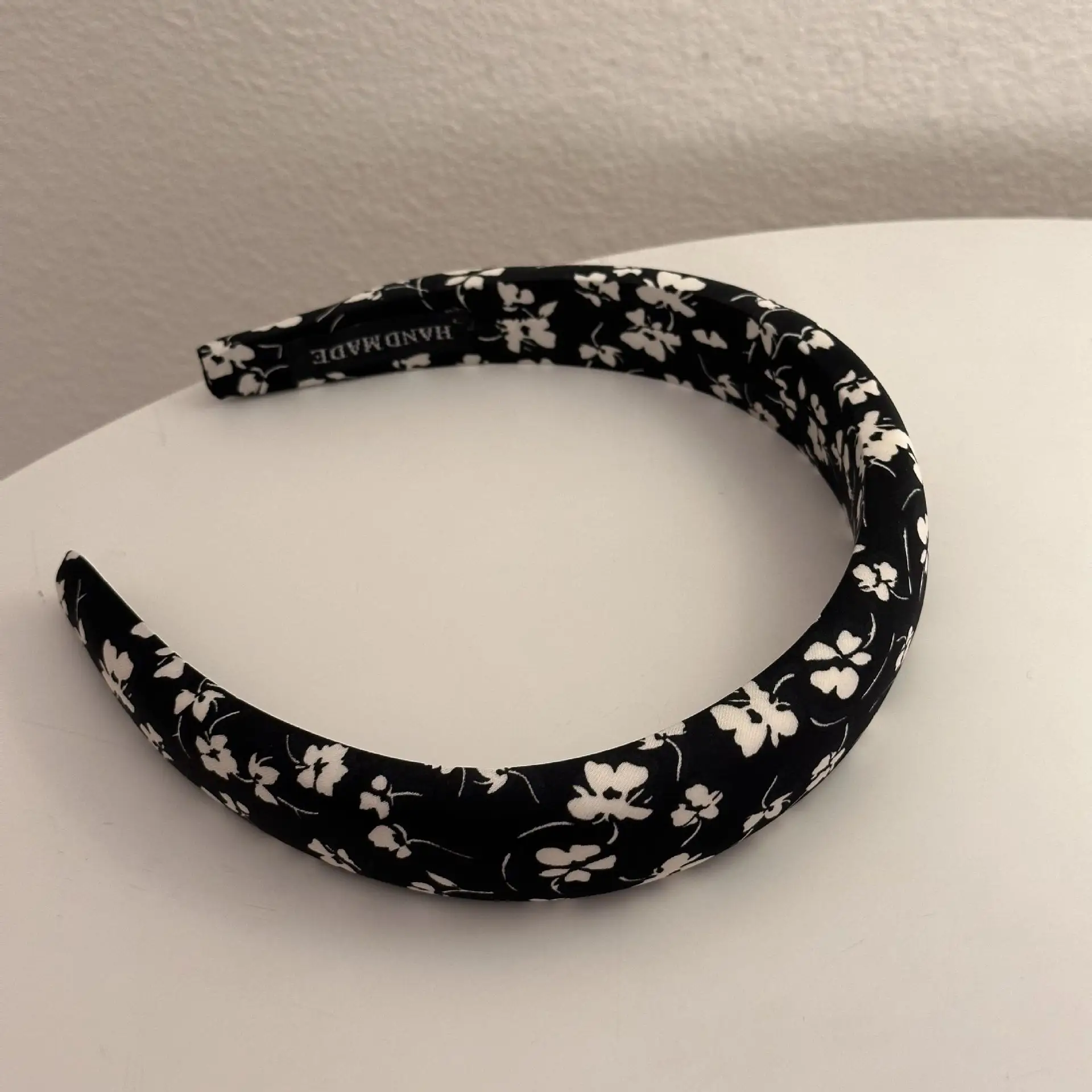 Black Floral Hair Band for Women - Image 4