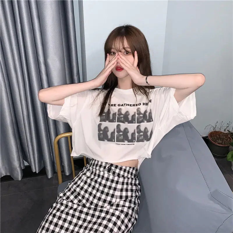 Korean Women's Black Graphic Crop Top Short Sleeve — feature 7