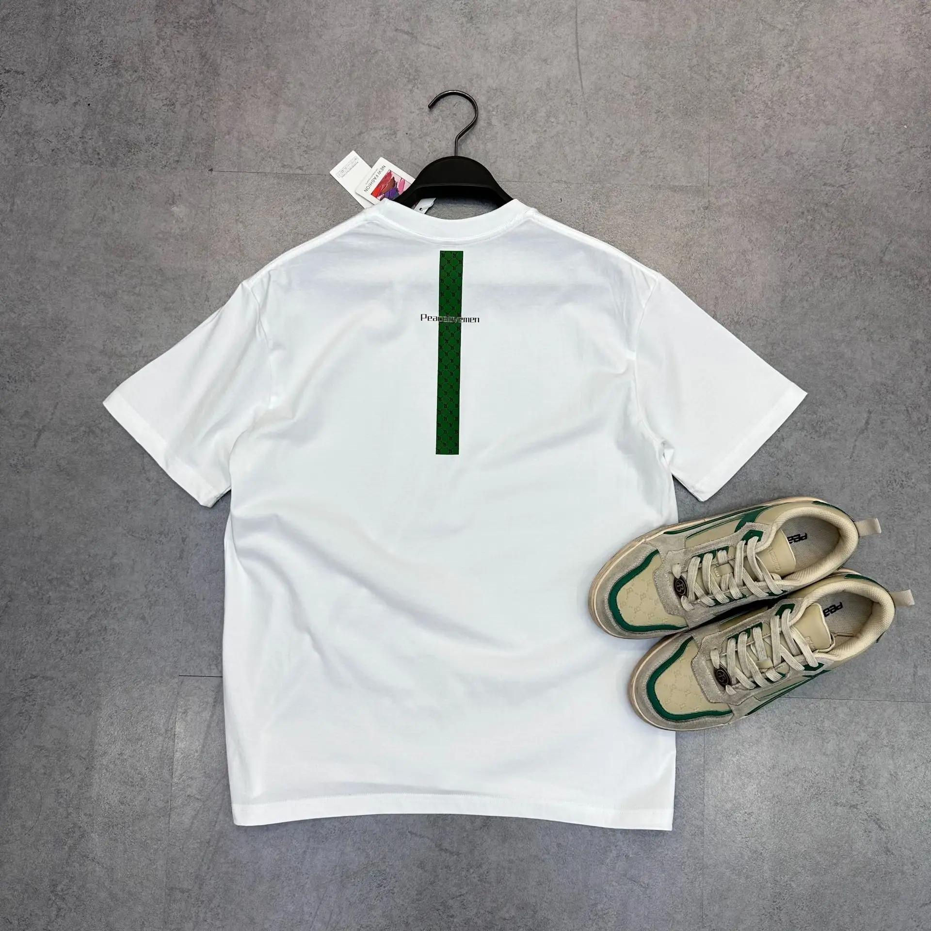 Men White Letter Printed T-Shirt Short Sleeve — feature 2