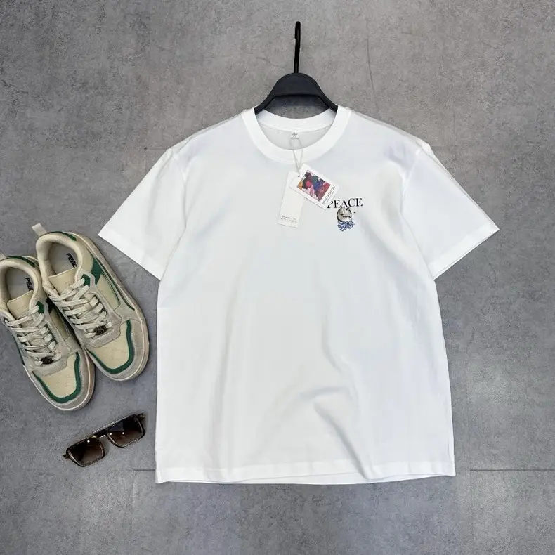Men White Short Sleeve T-Shirt with Brand Logo — feature 2