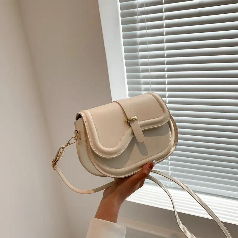 Pink Western Style Crossbody Bag for Women - Image 2