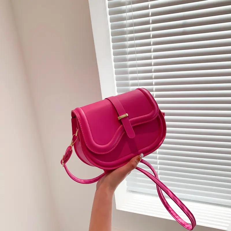 Pink Western Style Crossbody Bag for Women - Image 4